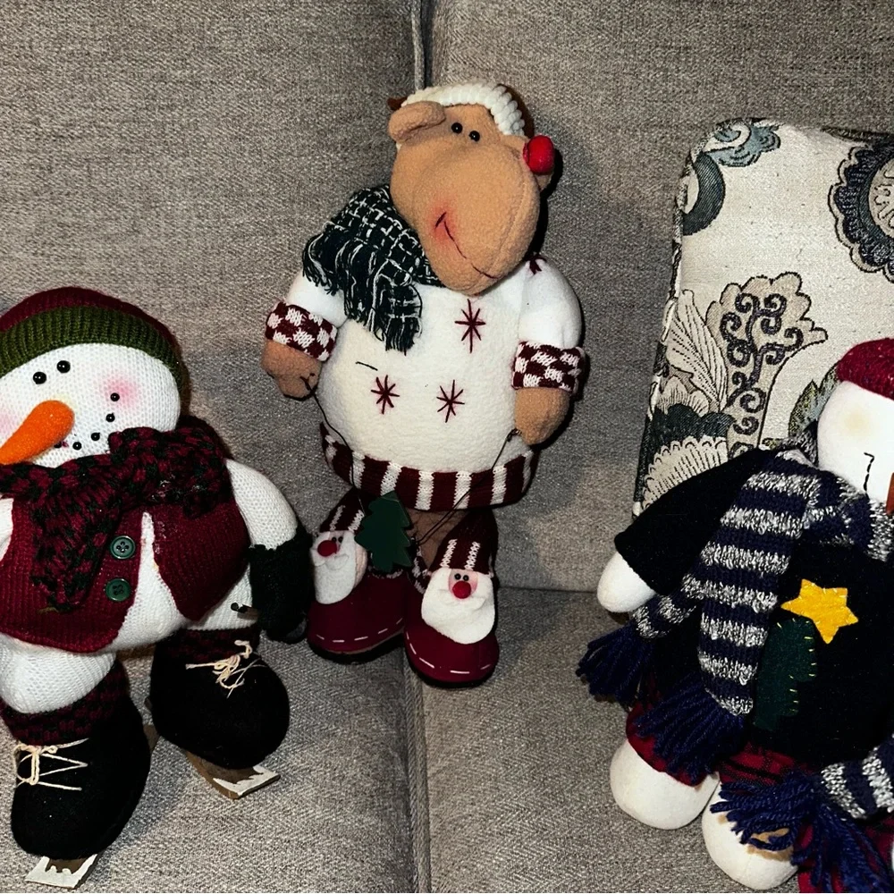Christmas Decorations 5 included. Santa , Reindeer & Snowman’s